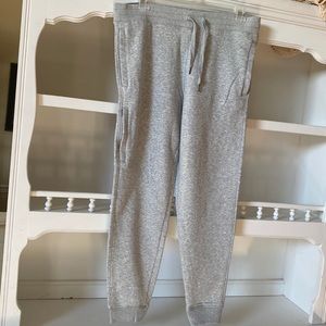 Men’s gray fleece jogger